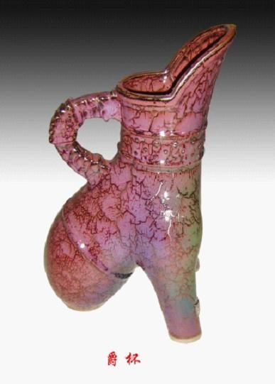 寂寞中的堅(jiān)守——女陶藝師王秋紅側(cè)記
