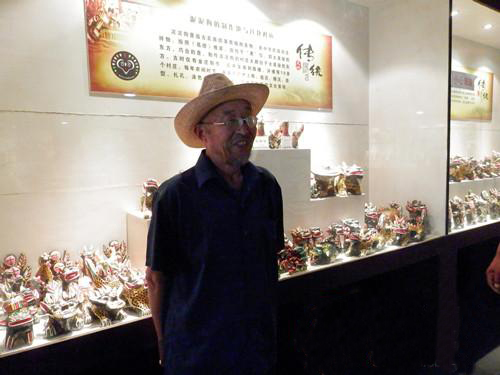走進(jìn)河南淮陽(yáng) 近距離接觸“天下第一狗”泥泥狗