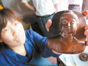 聞香識寶澄泥硯 珠聯璧合留美談